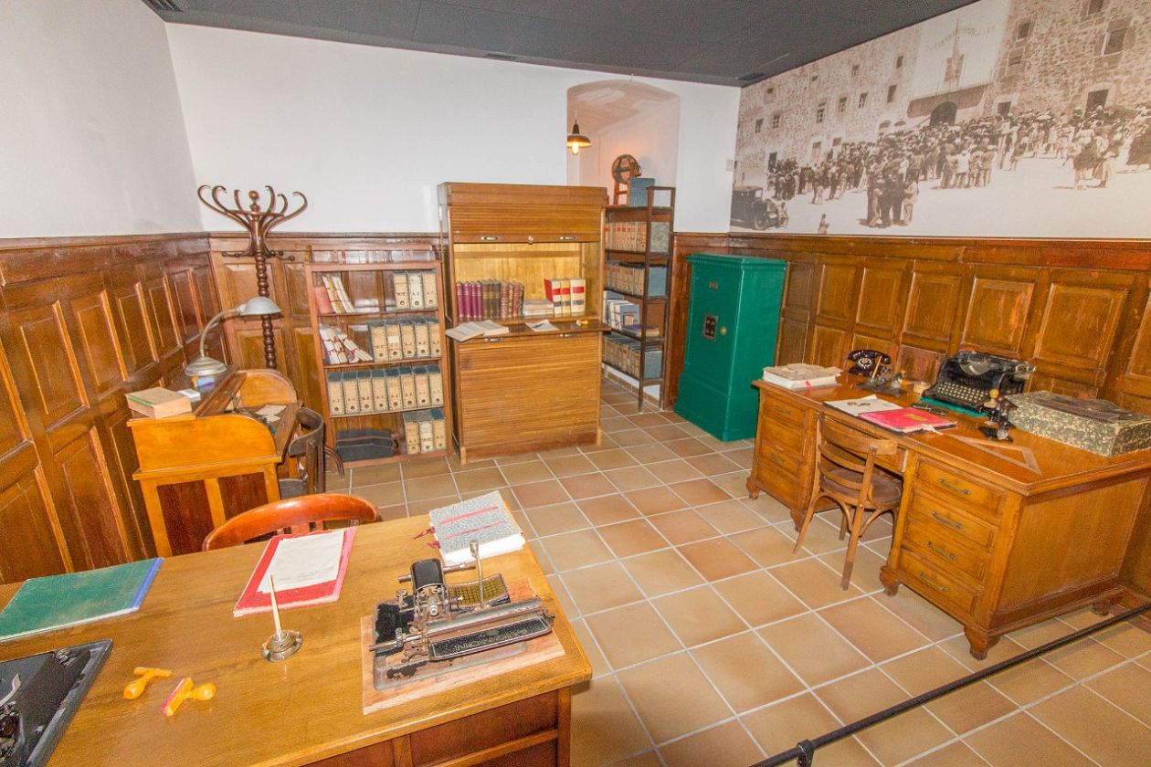 Santa Pola Castle-Fortress Museum