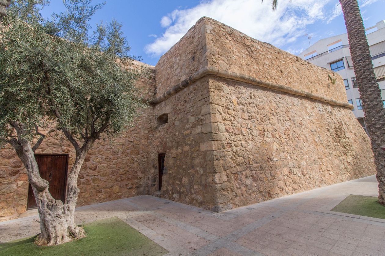 Santa Pola Castle-Fortress Museum