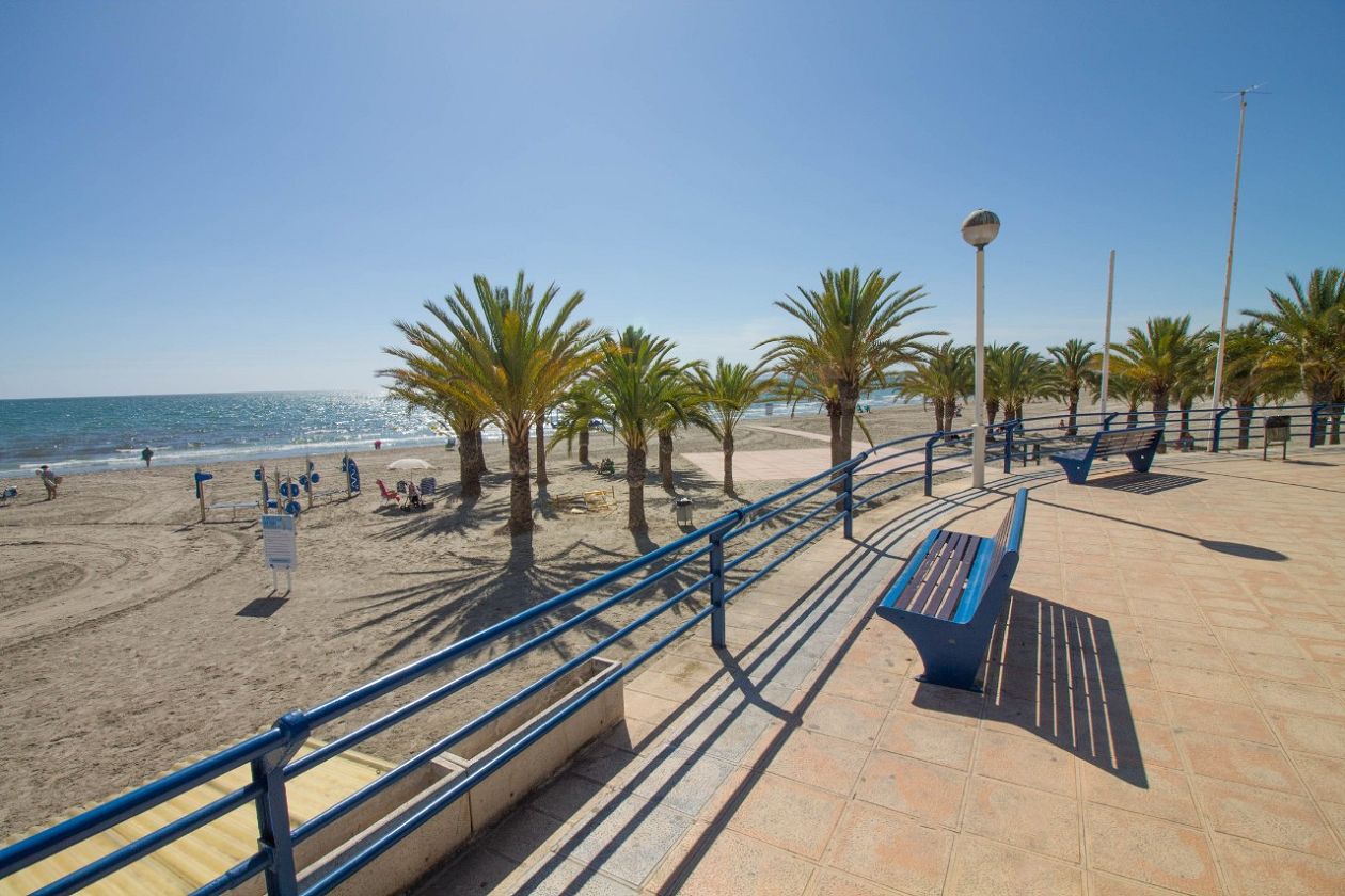 Levante Beach - Santa Pola Centre