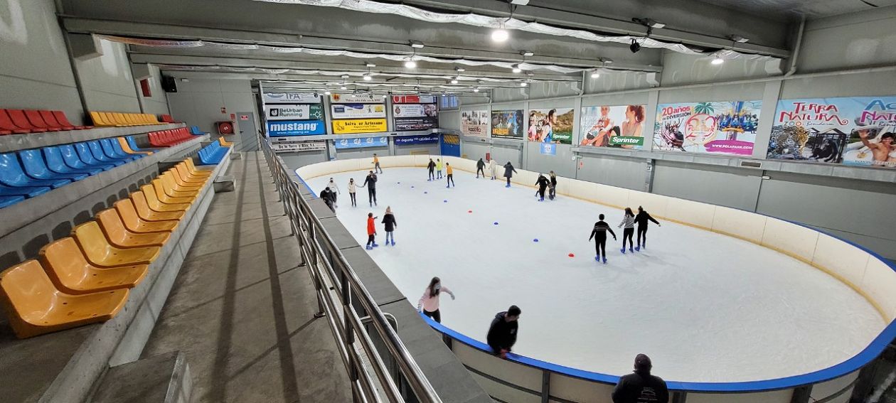 Ice Skating (Elche)