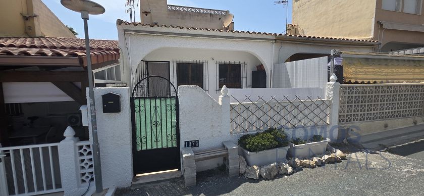 Casa Yessi - Urb La Marina