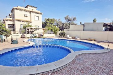 Casa Isaac - Urb La Marina